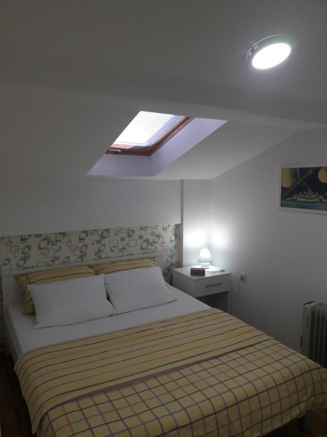 Apartamento Stan Na Dan Ni Exterior foto