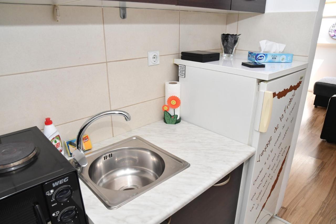 Apartamento Stan Na Dan Ni Exterior foto