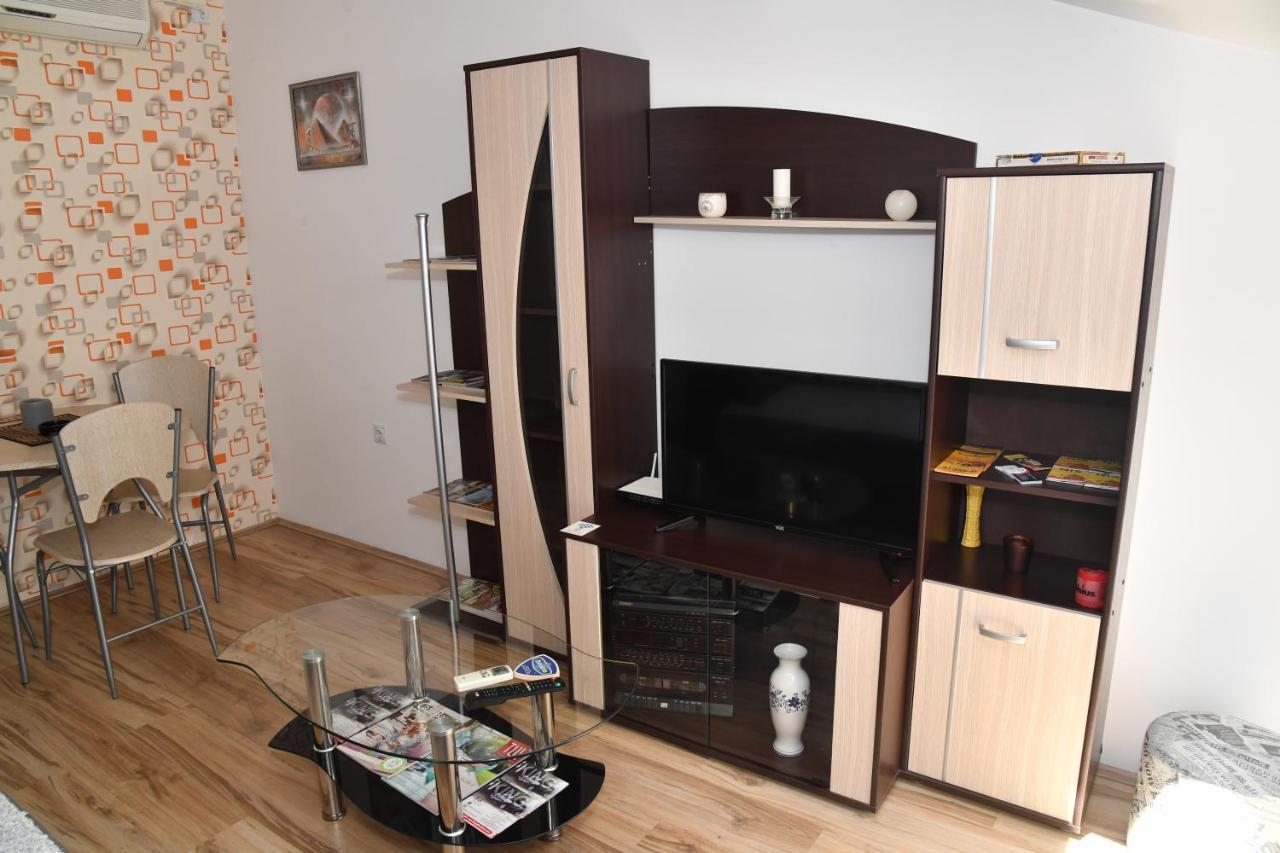Apartamento Stan Na Dan Ni Exterior foto