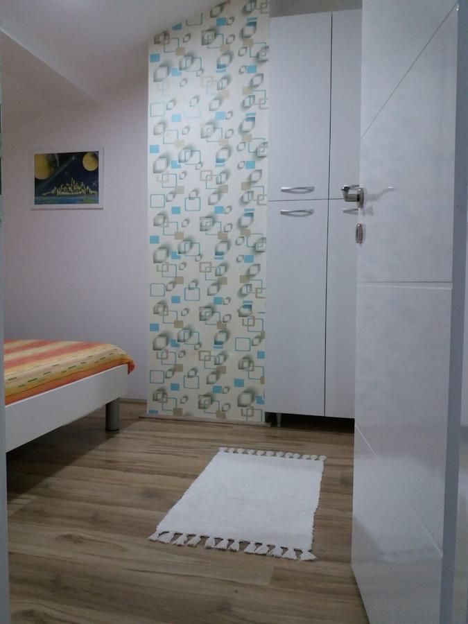 Apartamento Stan Na Dan Ni Exterior foto
